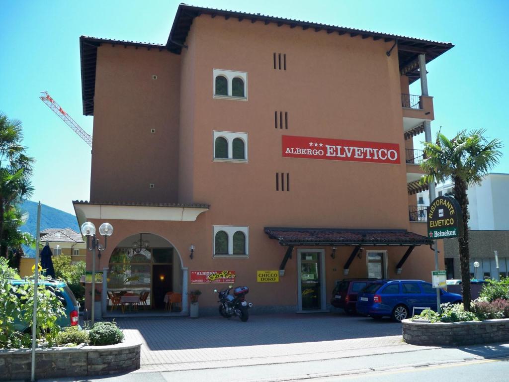 Hotel Elvetico โลการ์โน ภายนอก รูปภาพ